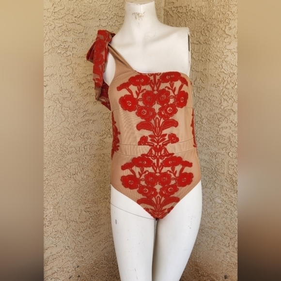FOR LOVE AND LEMONS ONE SHOULDER TEMECULA BODYSUIT‎ - Picture 5 of 7